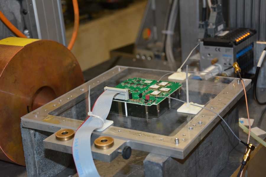 GNSS payload board on test bench